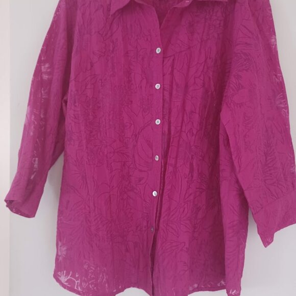 Chico’s Size XL Button Front Blouse Magenta Floral Burnout 3/4 Sleeve Top - Picture 5 of 6